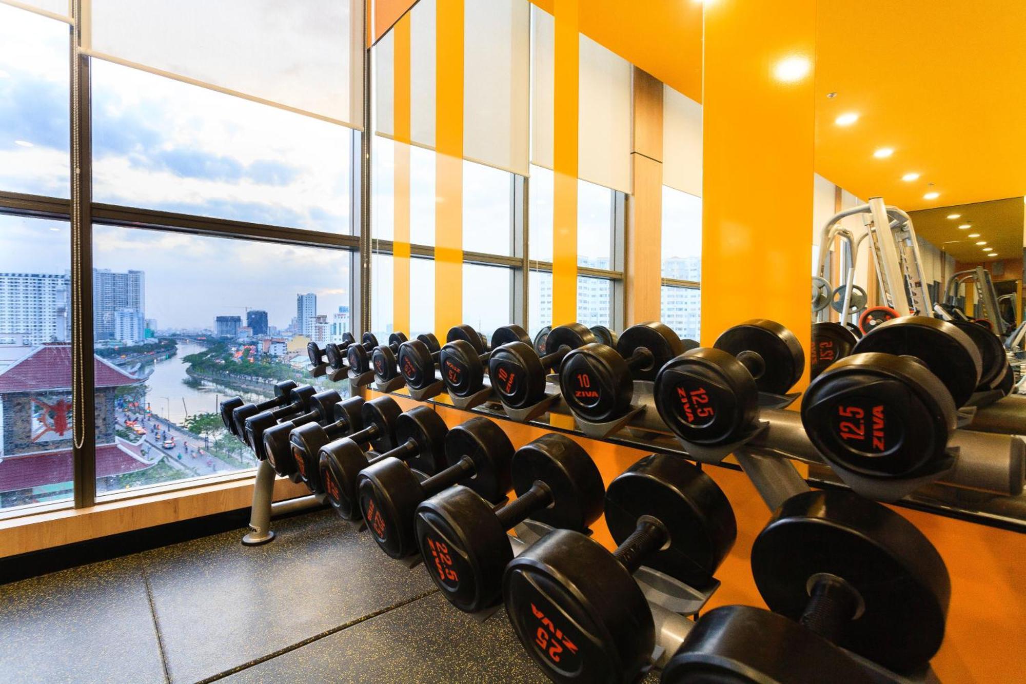 Lyn'S Home-River Gate- Pool- Gym-Pick Up Ho Chi Minh City Exterior photo